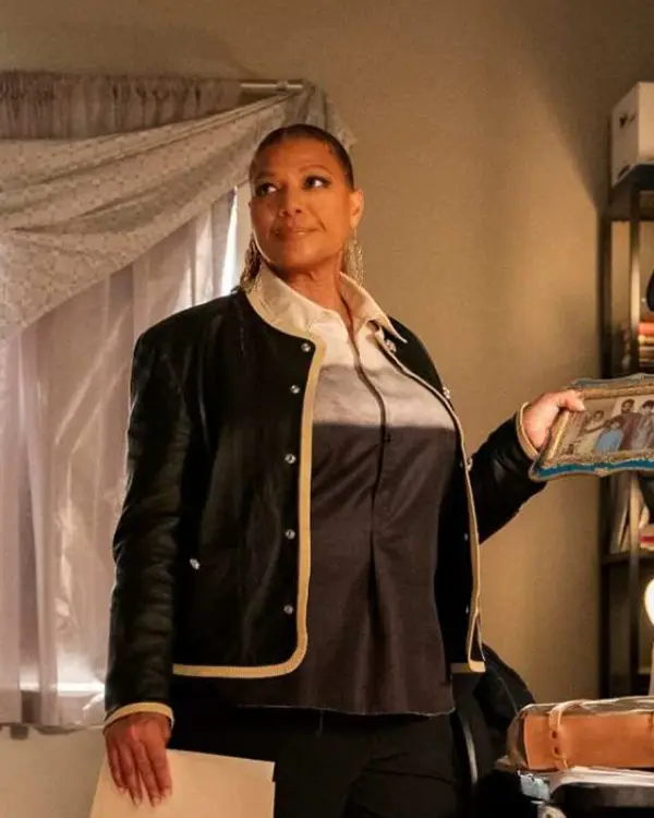 Model wearing robyn mccall the equalizer s04 black jacket