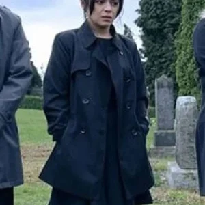 Final Destination Bloodlines 2025 Stefani Reyes Black Coat